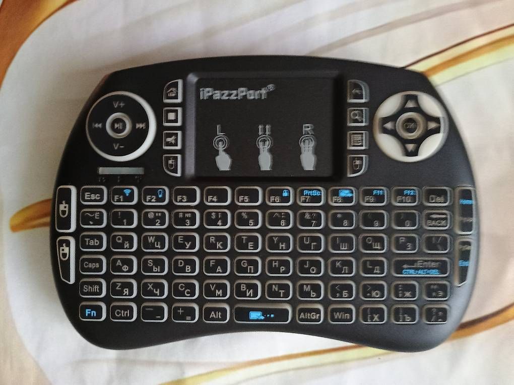 Tastaturen: Mini TV Wireless Keyboard  – Gebraucht aus Huttwil von Userabcde
