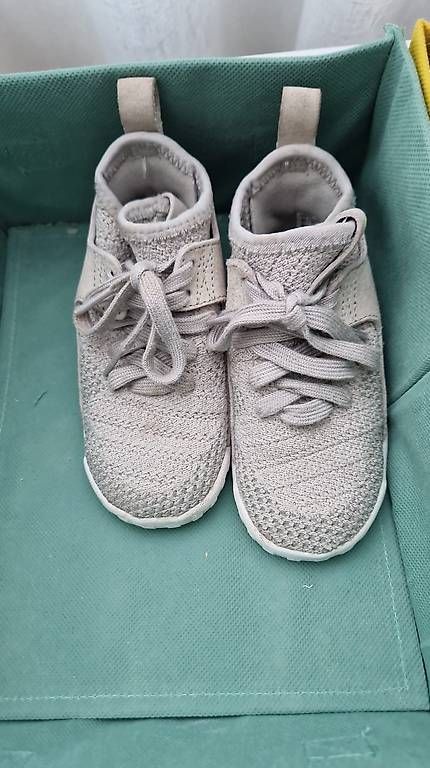 Scarpe per ragazzi: Addidas grosse 22-23 – Usato da Herrliberg venduto da HaC406
