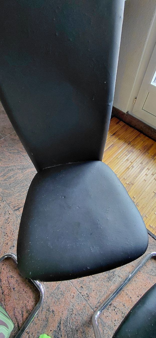 Sedie: Freischwingerstühle mit Bezügen, 6er Set. – Usato da Rudolfstetten venduto da Jassys 1
