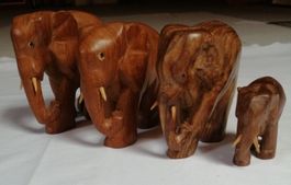 Holz Elefanten 4 Stück - einfache Holzschnitzerei