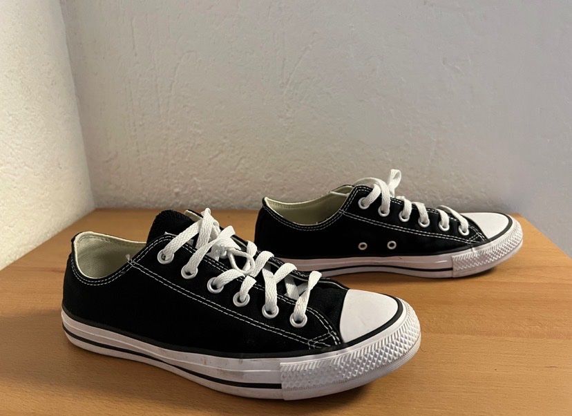 Converse Herrenschuhe: CONVERSE ALL STAR CHUCK TAYLOR SCHUHE GR. 40 – Gebraucht aus chiasso von Wulli 1
