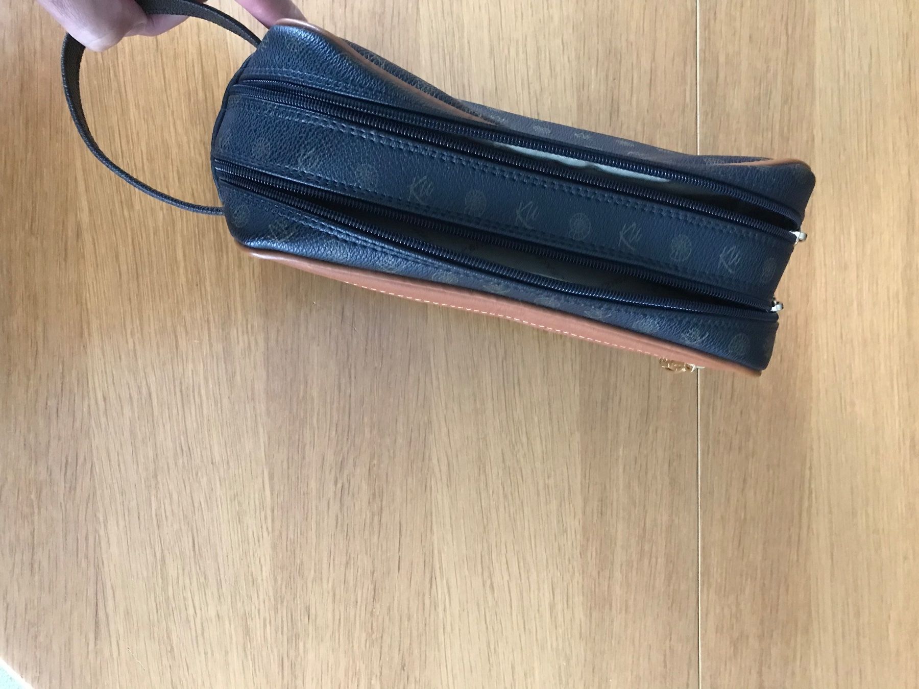 Kosmetikkoffer: JJB Benson Necessaire – Neu (gemäss Beschreibung) aus St. Gallenkappel von brother707 1