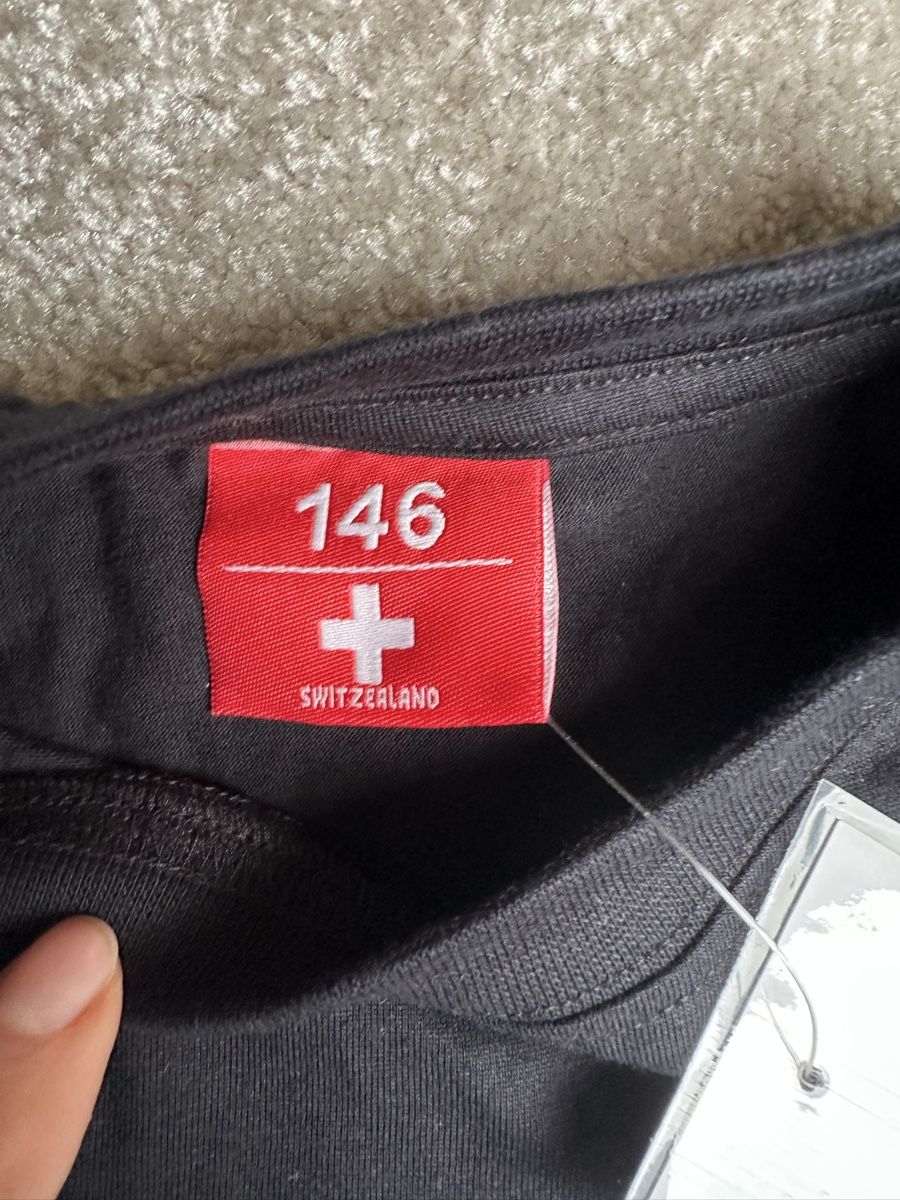 T-Shirts: T-shirt Switzerland taille 146 – Neu und originalverpackt aus Savagnier von Pivovar2 2