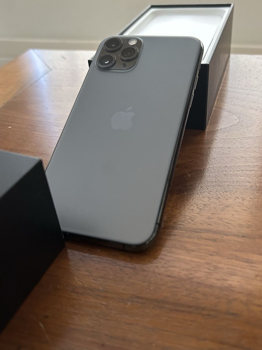 Apple Handys / Smartphones: iPhone 11 PRO – Gebraucht aus Spreitenbach von emmke 1