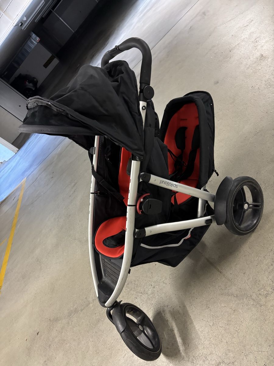 Phil & Teds Carrozzine: Geschwisterwagen – Usato da Gränichen venduto da R.7 6