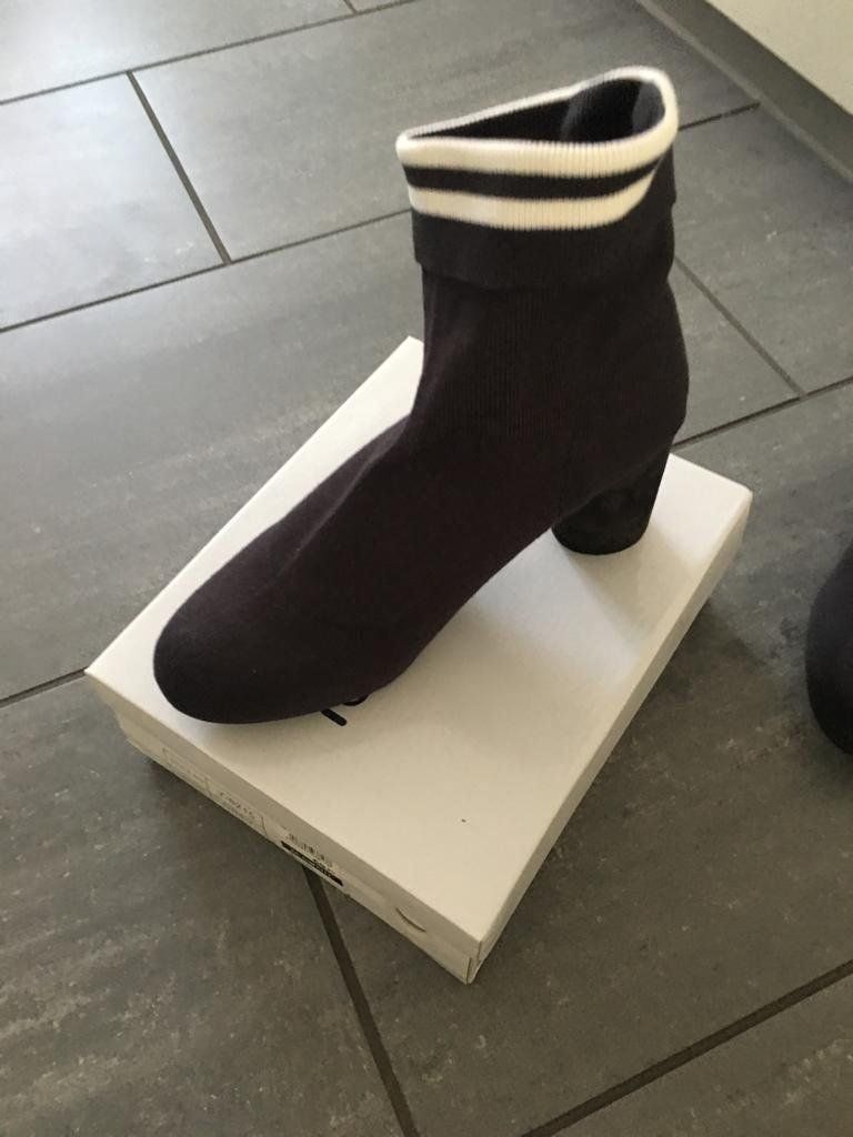 Damenschuhe: Stiefeletten Gr.40 – Gebraucht aus Thalwil von Briscolina