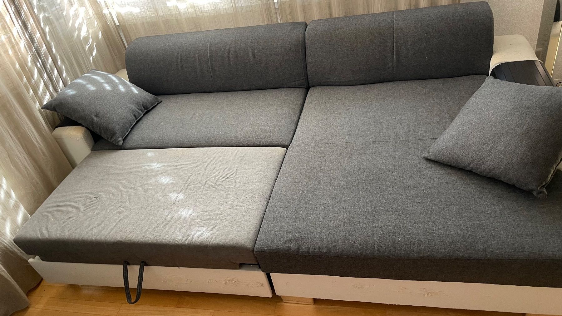 Conforama Sofas: Bequemes dunkelgraues Ecksofa mit Schlaffunktion – Gebraucht aus Zürich von sam_2jmt 3