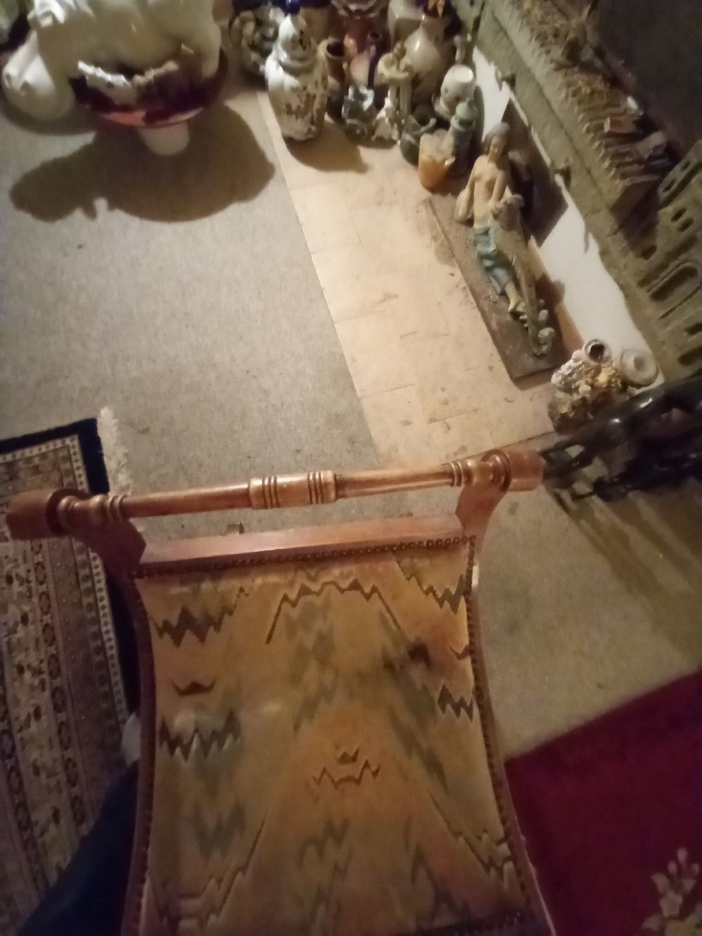 Sgabelli: Antik Masseivholz Hocker mit stoffseitz – Usato da Bern venduto da Imamrashed 2
