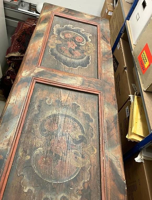 Cassapanche: Antike Truhe – Usato da Reinach BL venduto da Cry69 1