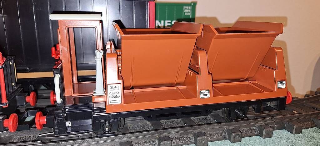 LGB Modellini di ferrovie: LGB / Playmobil 4112 Kipplore braun – Usato da Reinach BL venduto da Playmobilist 1