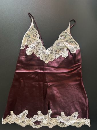 Haut en soie Habella avec dentelle fine 