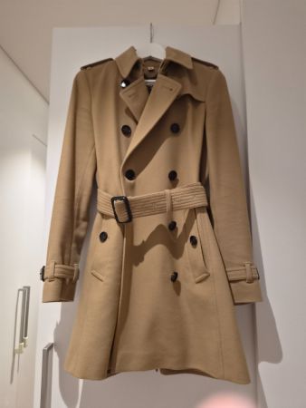 Burberry London Damenmantel aus Wolle und Kaschmir