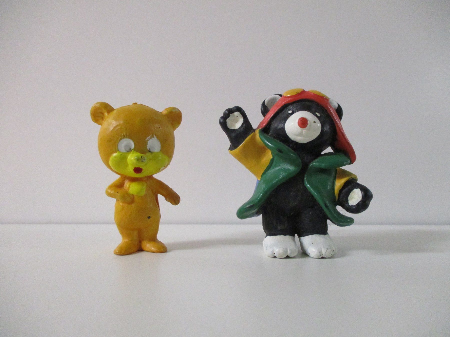 Figuren: Paddington und Bussy Bär Figuren – Gebraucht aus Rothrist von blechdosen