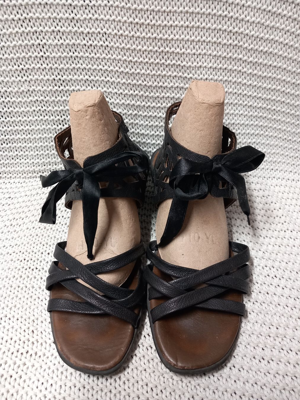 Think Damenschuhe: Think! Leder Sandalen Gr.39, schwarz – Gebraucht aus Gwatt (Thun) von umwelt-brocki 1