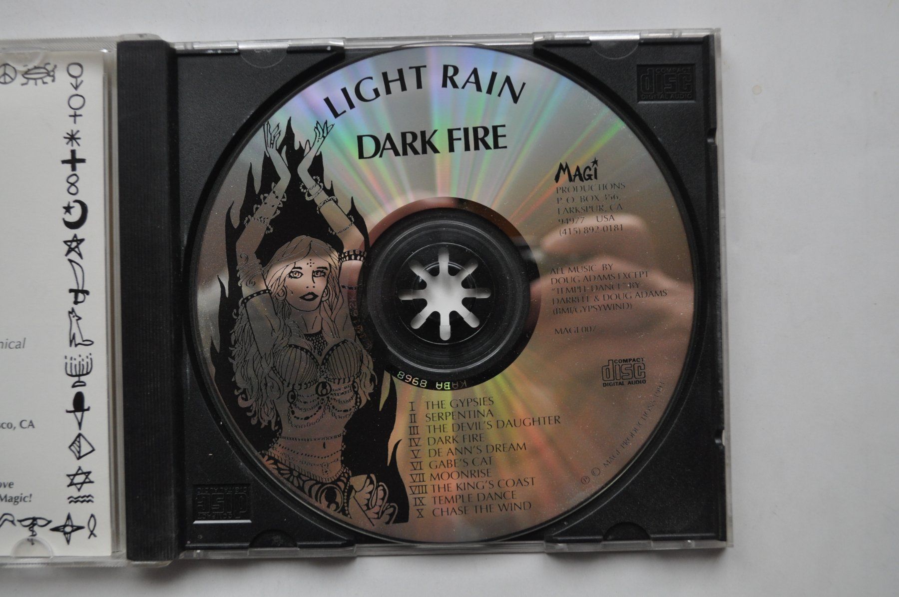 CDs: Light Rain - Dark Fire – Gebraucht aus Marin-Epagnier von Vinil68 2