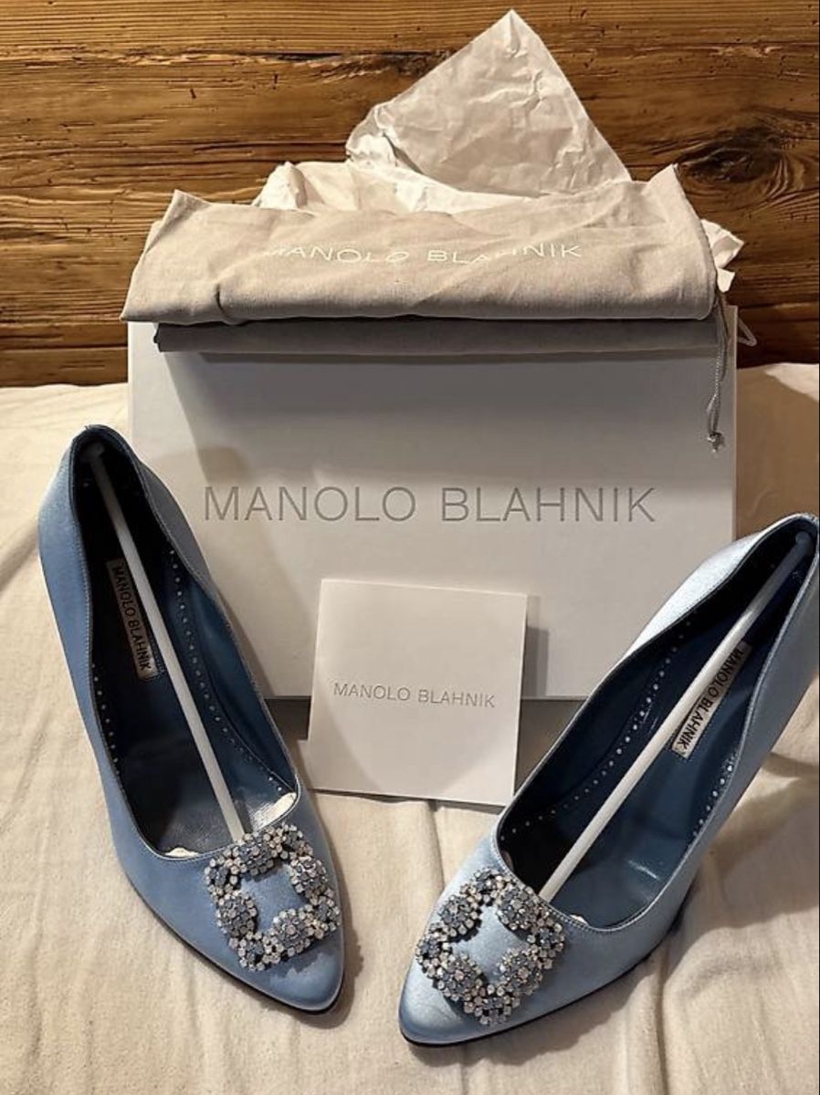 Manolo Blahnik Chaussures femmes: Manolo Blahnik Hangisi – D'occasion à Stein AR par sel_vtp9