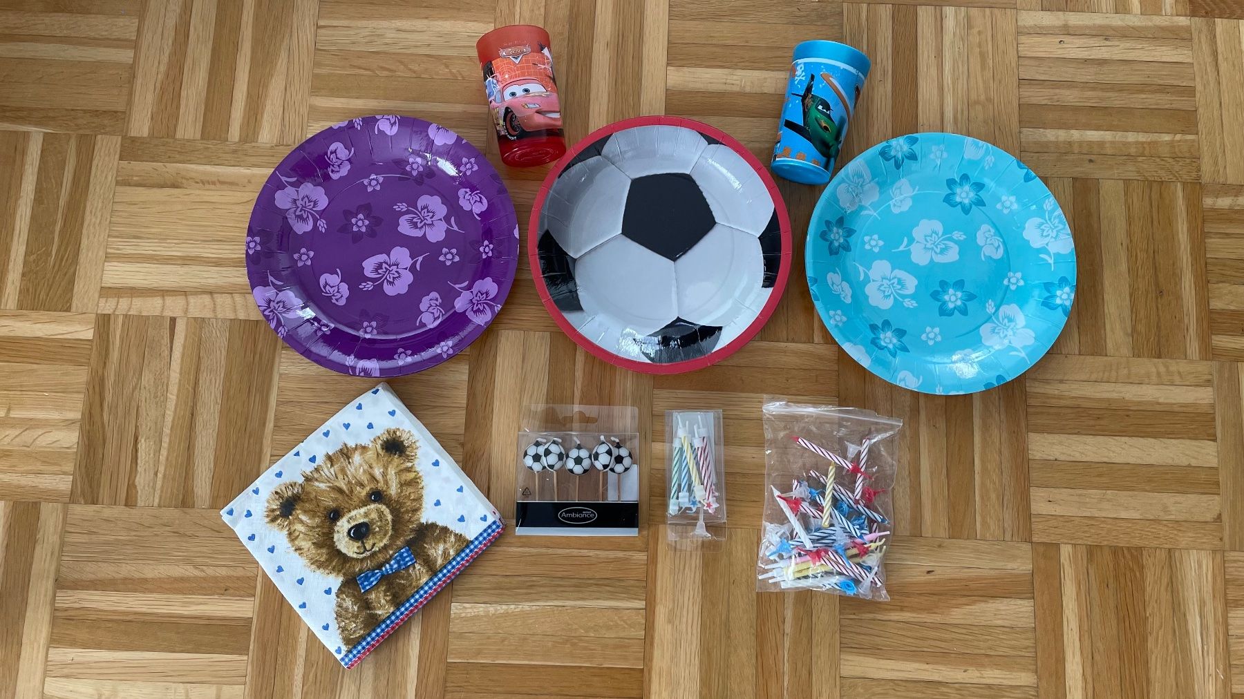 Tutte le decorazioni: Kindergeburtstag Set – Nuovo (secondo la descrizione) da Rüfenacht BE venduto da lavok 1