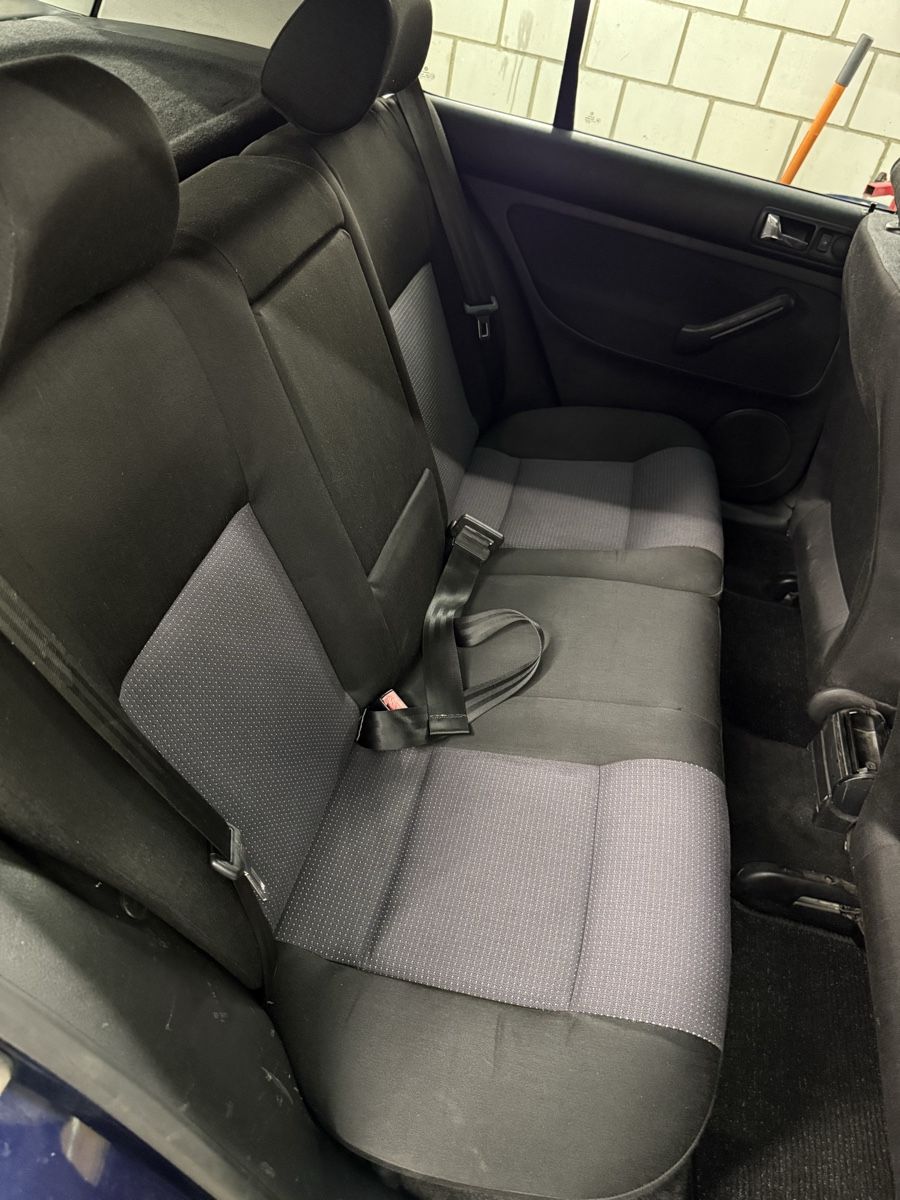 VW Autos: VW Golf 4 1.9 tdi – D'occasion à Altstätten SG par Kobjeti 5