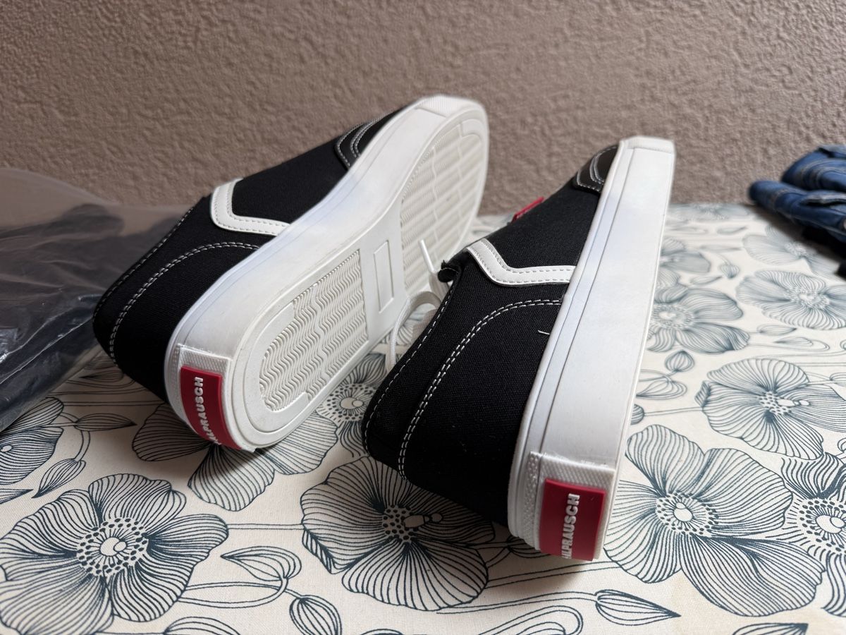 Scarpe da donna: Baskets Alprqusch t. 40 neuf – Nuovo (secondo la descrizione) da Savagnier venduto da Pivovar2 3