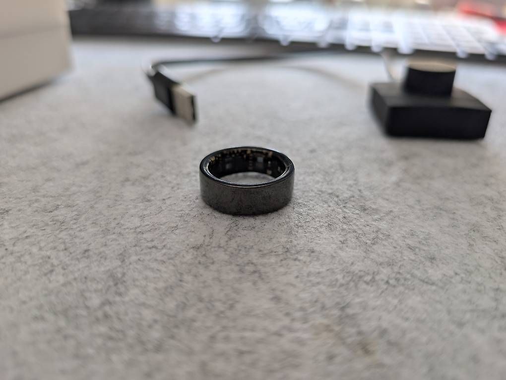 Anelli: Ultrahuman Ring Aster Air  Smart Ring Size 9 – Usato da Zürich venduto da YogaMatt 2