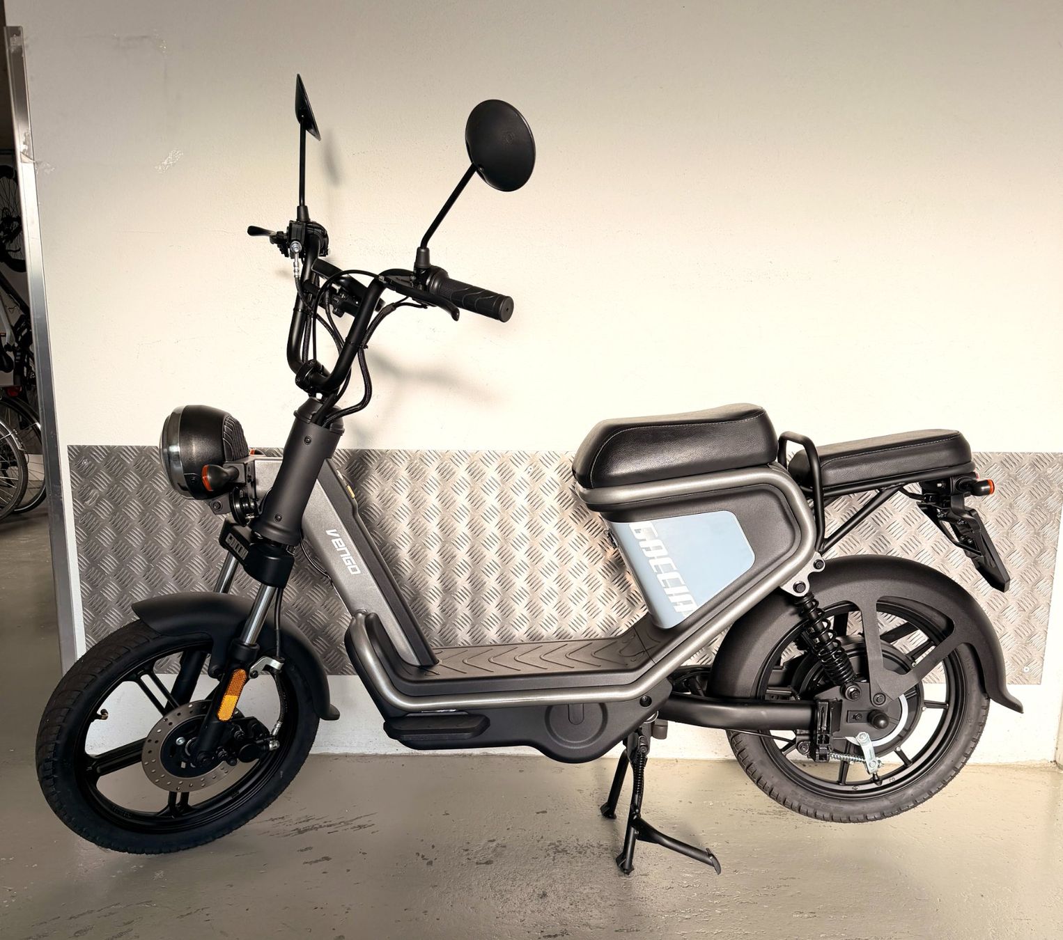 Strada: E-Roller VENGO 45kmh / 2 Plätzer – Usato da Steffisburg venduto da bea_flores