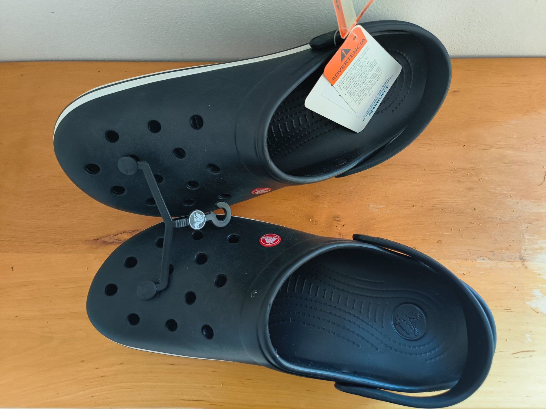 Crocs Scarpe da uomo: Gr. 48 - 49 (m13) – Nuovo e nell'imballaggio originale da Herisau venduto da dku_85hh 2