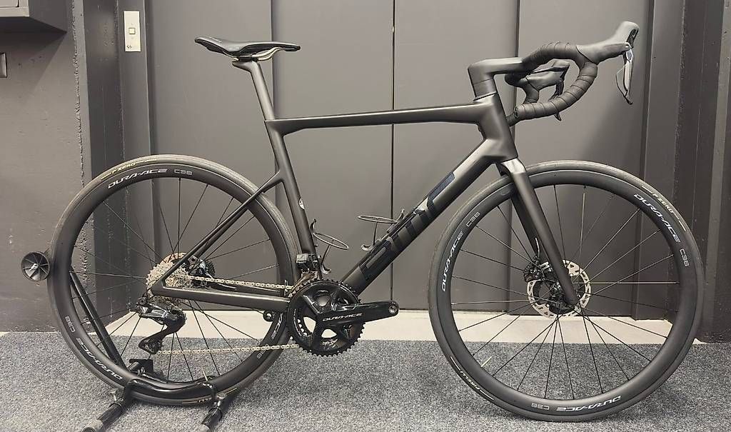 Velos: BMC SLR 01 Custom Gr.56 – Gebraucht aus Chur von bielersport_ch