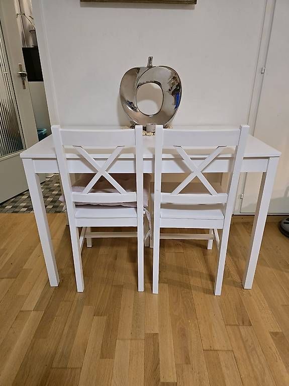 Set de table et chaises: Esstisch Set mit 4Stühlen – D'occasion à Münchenbuchsee par Arasy13 3