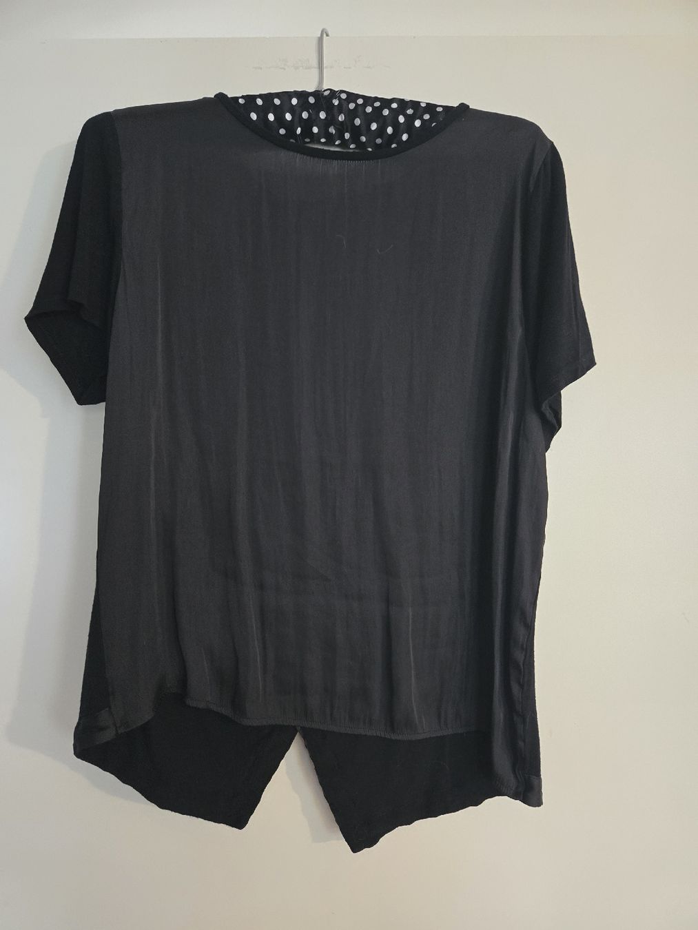 T-shirt: schickes Shirt in Materialmix, 40 – Usato da Dübendorf venduto da Timulka