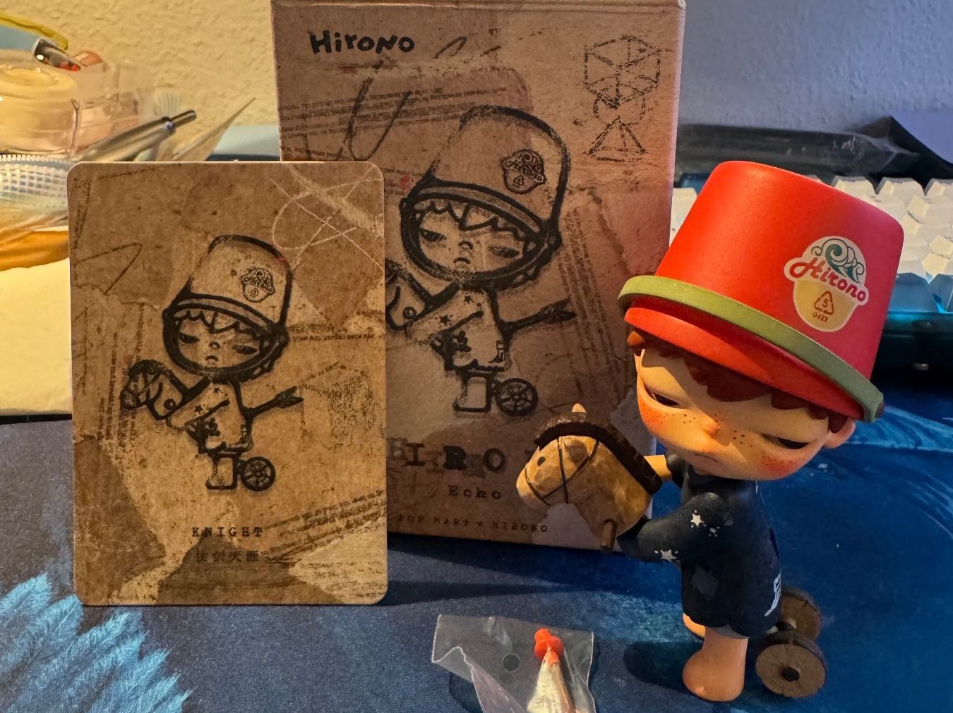 Pop Mart Statuette: Hirono Echo Knight Popmart – Nuovo (secondo la descrizione) da Muttenz venduto da Anjuush 1