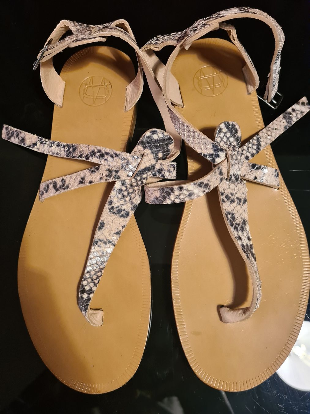Massimo Dutti Scarpe da donna: Massimo Dutti Sandalen Gr 38 – Usato da Kloten venduto da Kri23 2