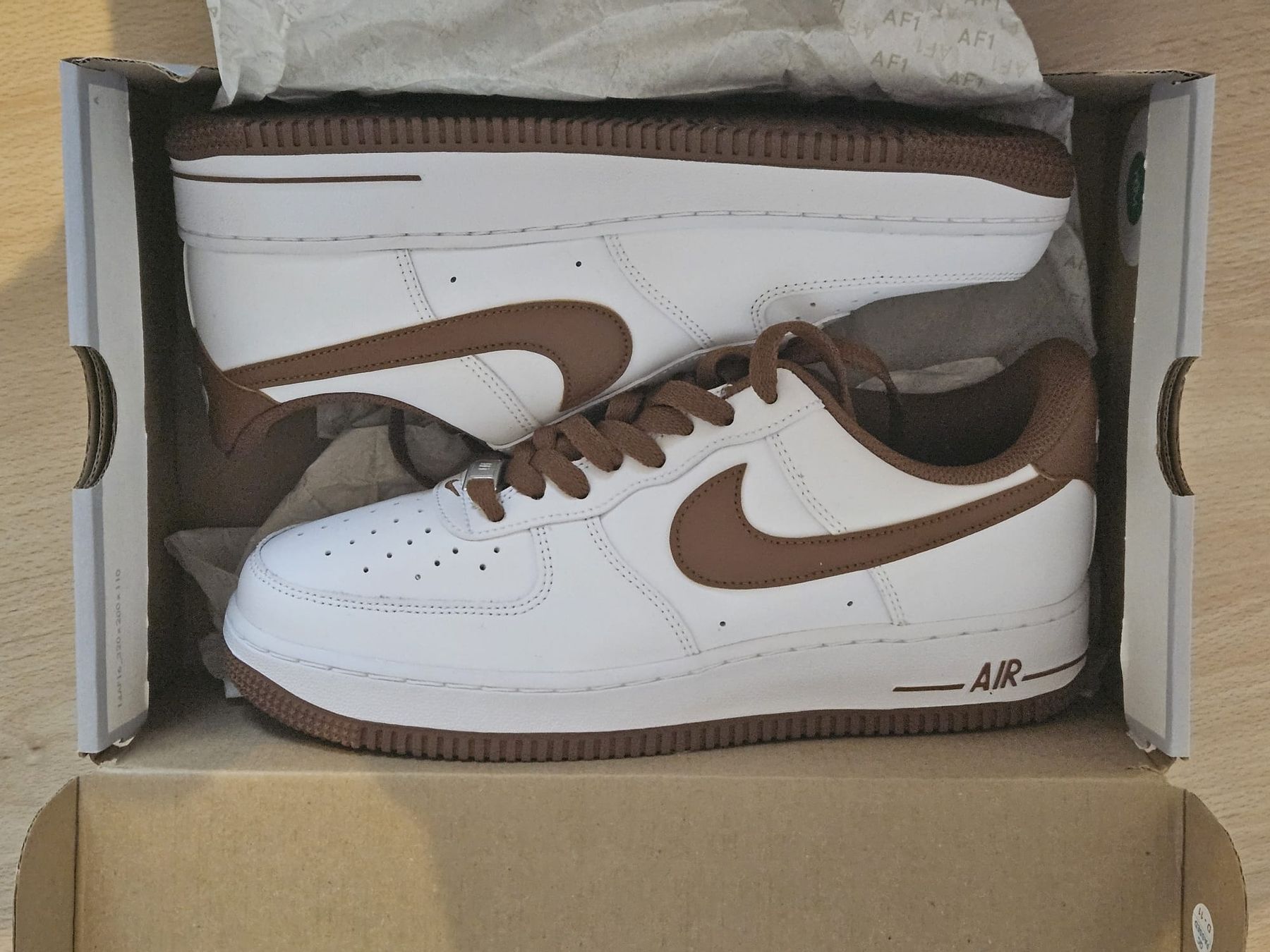 Nike Scarpe da uomo: Nike Air Force 1 Grösse 41 – Nuovo (secondo la descrizione) da Bäretswil venduto da butterhonig 1