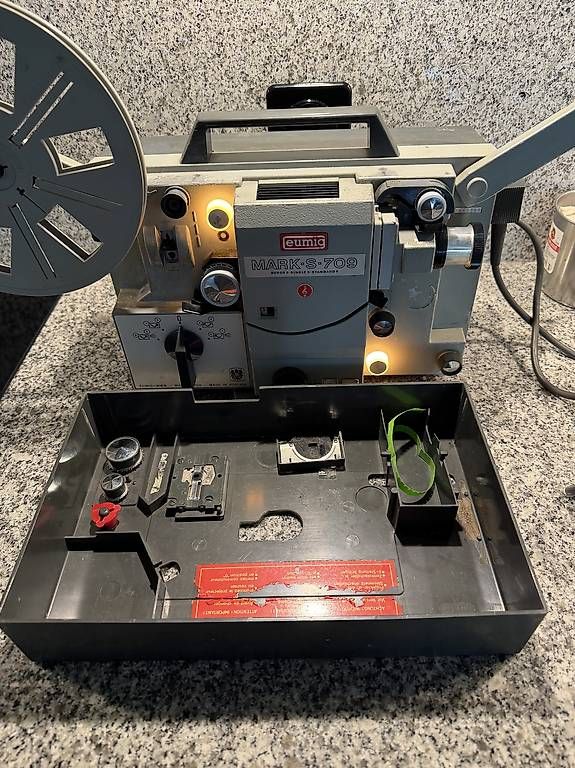 Home Cinema: Eumig Mark S 709 Super 8 mit Ton – Usato da Winterthur venduto da Calculating.Infinity 3