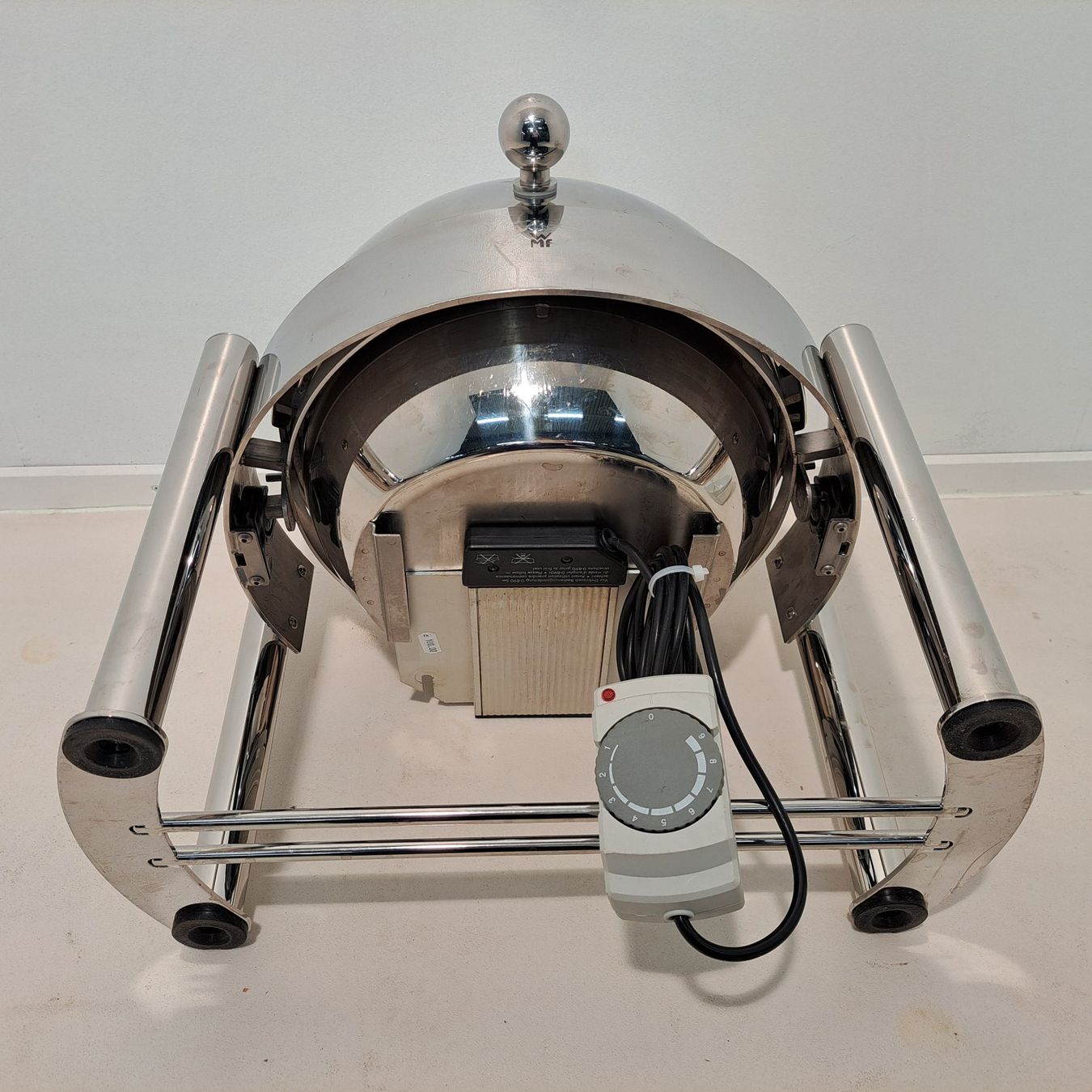 WMF Küchengeräte: Chafing Dish WMF rund, elektrisch – Gebraucht aus Wolhusen von Gastrorampe 2