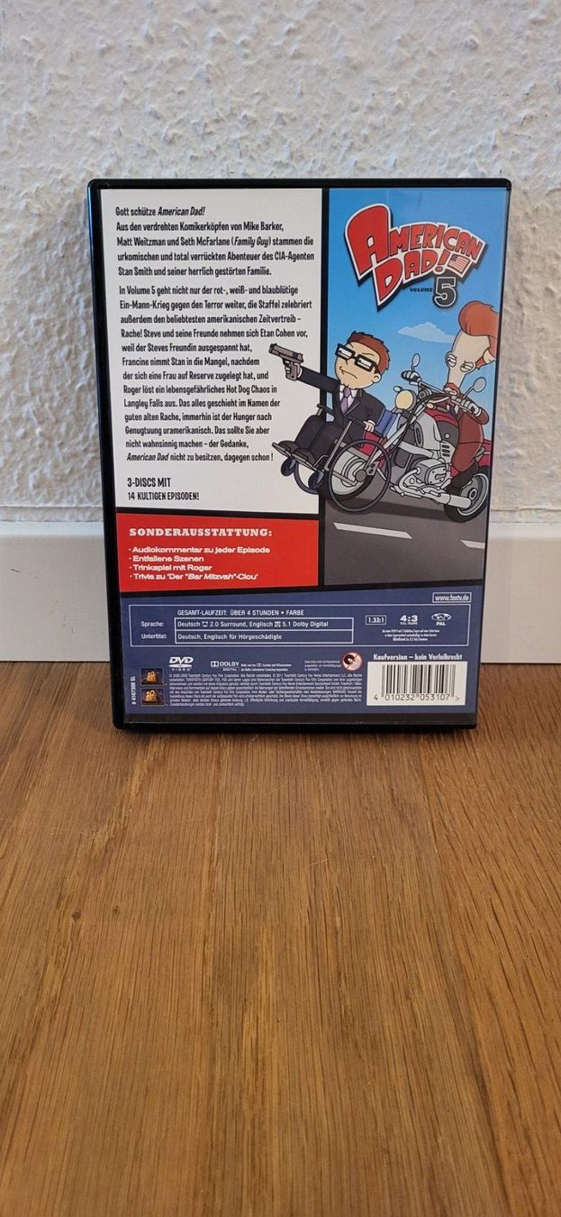 Tutti i DVDs: DVD - American Dad Volume 5 – Usato da Münsingen venduto da DigitaleSpielecke 1