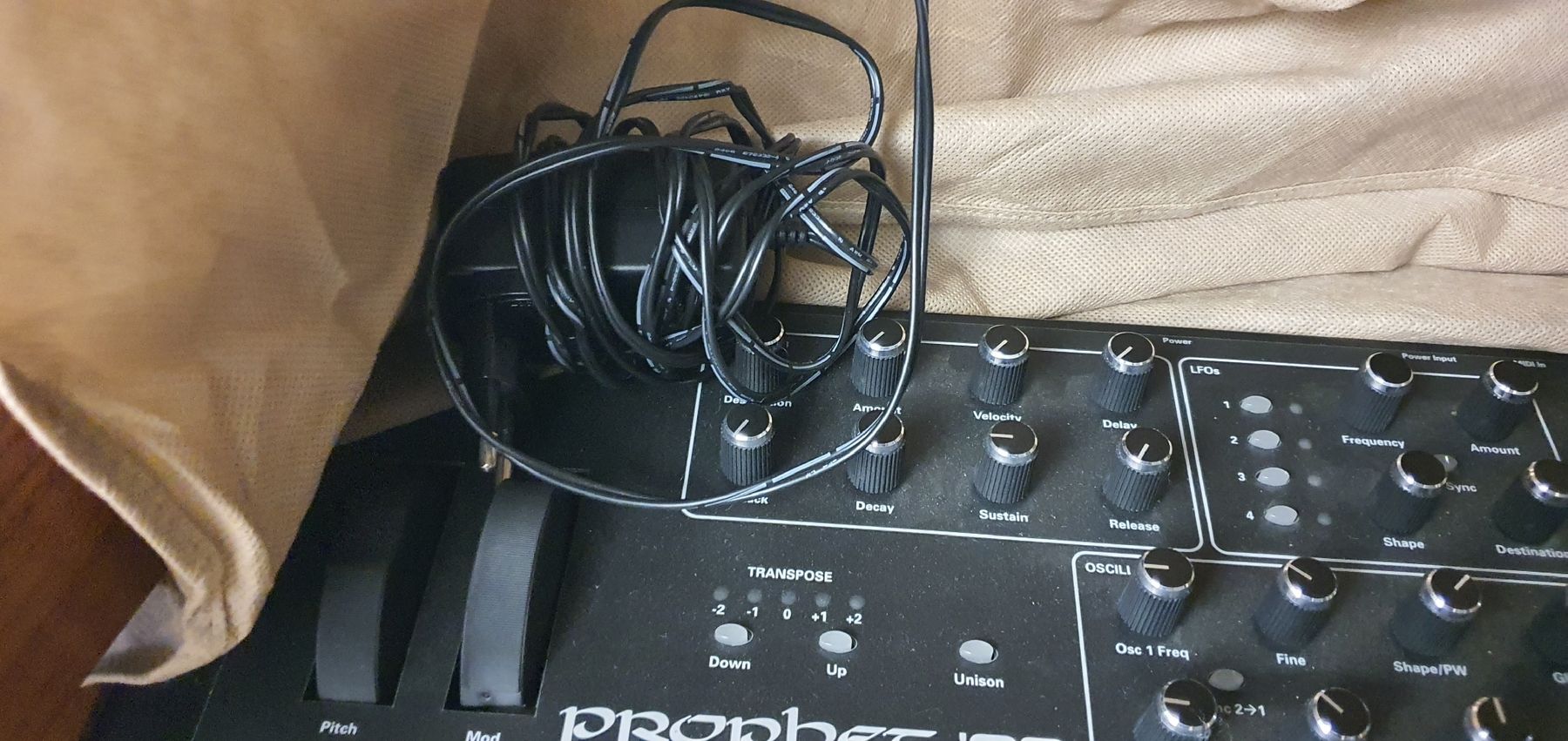 Sequential Strumenti musicali: Synthesizer Dave Smith Instruments Prophet 08 gebraucht – Usato da Muri AG venduto da Jeromia 4