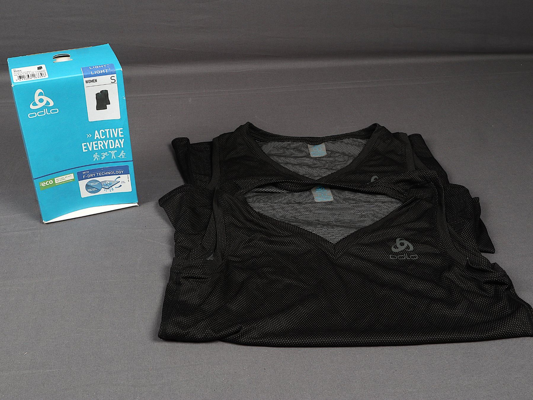Odlo Tops: ODLO Active Light S Black Sporttop – Neu (gemäss Beschreibung) aus Steinen von Restwert_Steinen