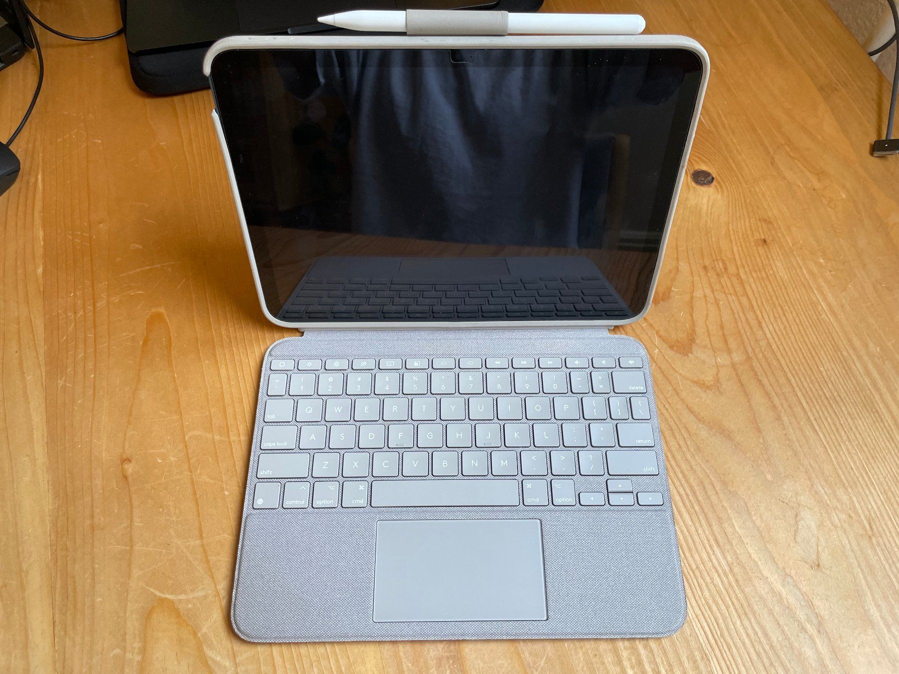 Apple Tablet PC: iPad 10 – Gebraucht aus Lausanne von luk_yw2r