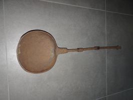 Antike grosse Schöpfkelle