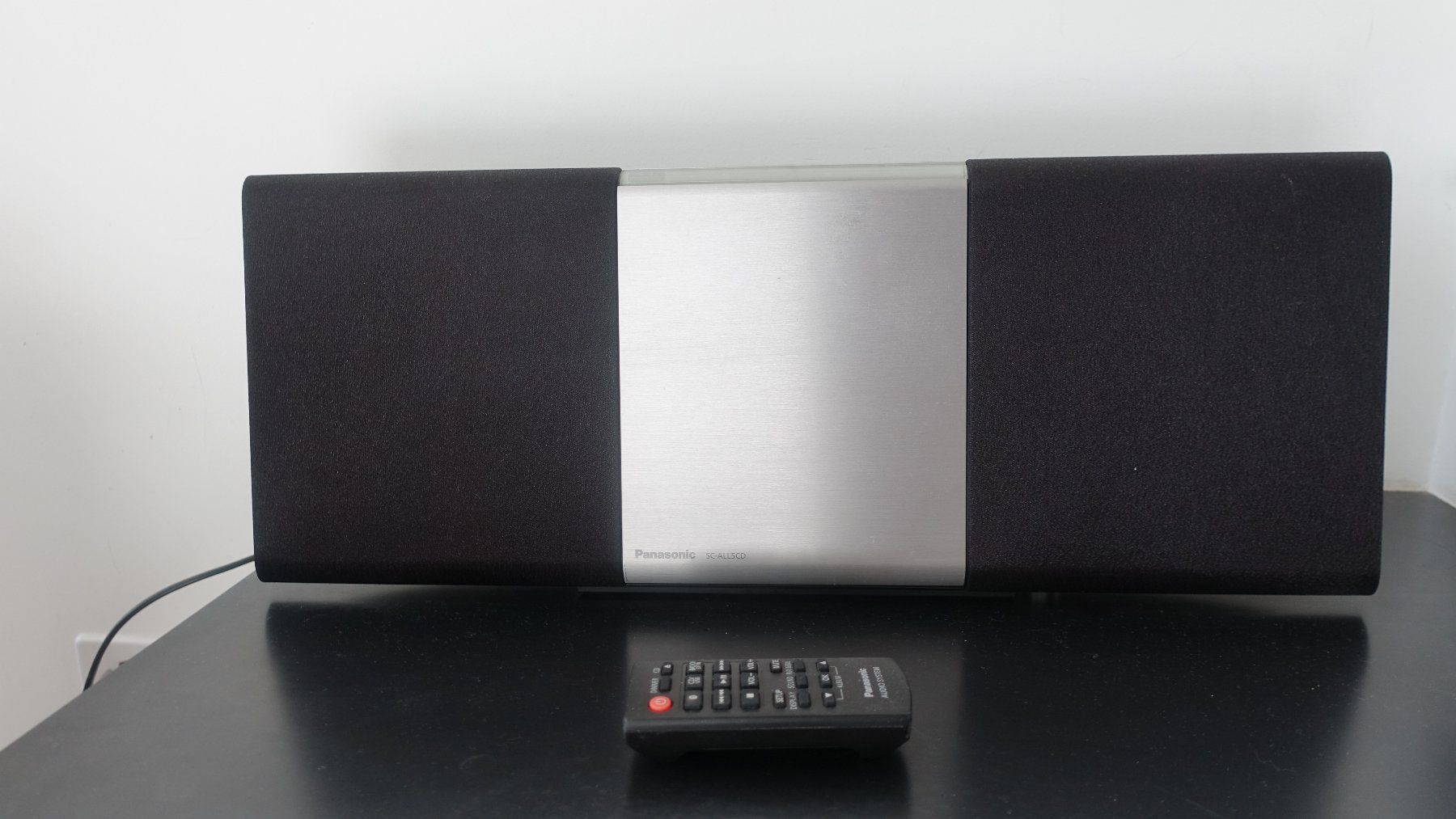 Panasonic Lettore multimediale & Streamer: Panasonic SC-ALL5CD Stereosystem CD MP3 DAB USB Bluetooth... – Usato da Kloten venduto da Swissisland