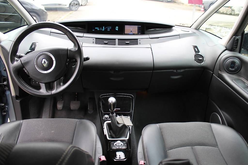 Automobili: Renault Espace 2.0 T - 7-Plätzer – Usato da Leibstadt venduto da Vale464646 1