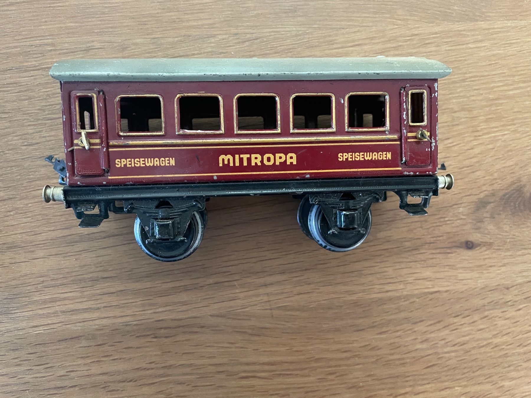 Märklin Modellini di ferrovie: Märklin Mitropa Speisewagen – Usato da Weinfelden venduto da Jessy831 1