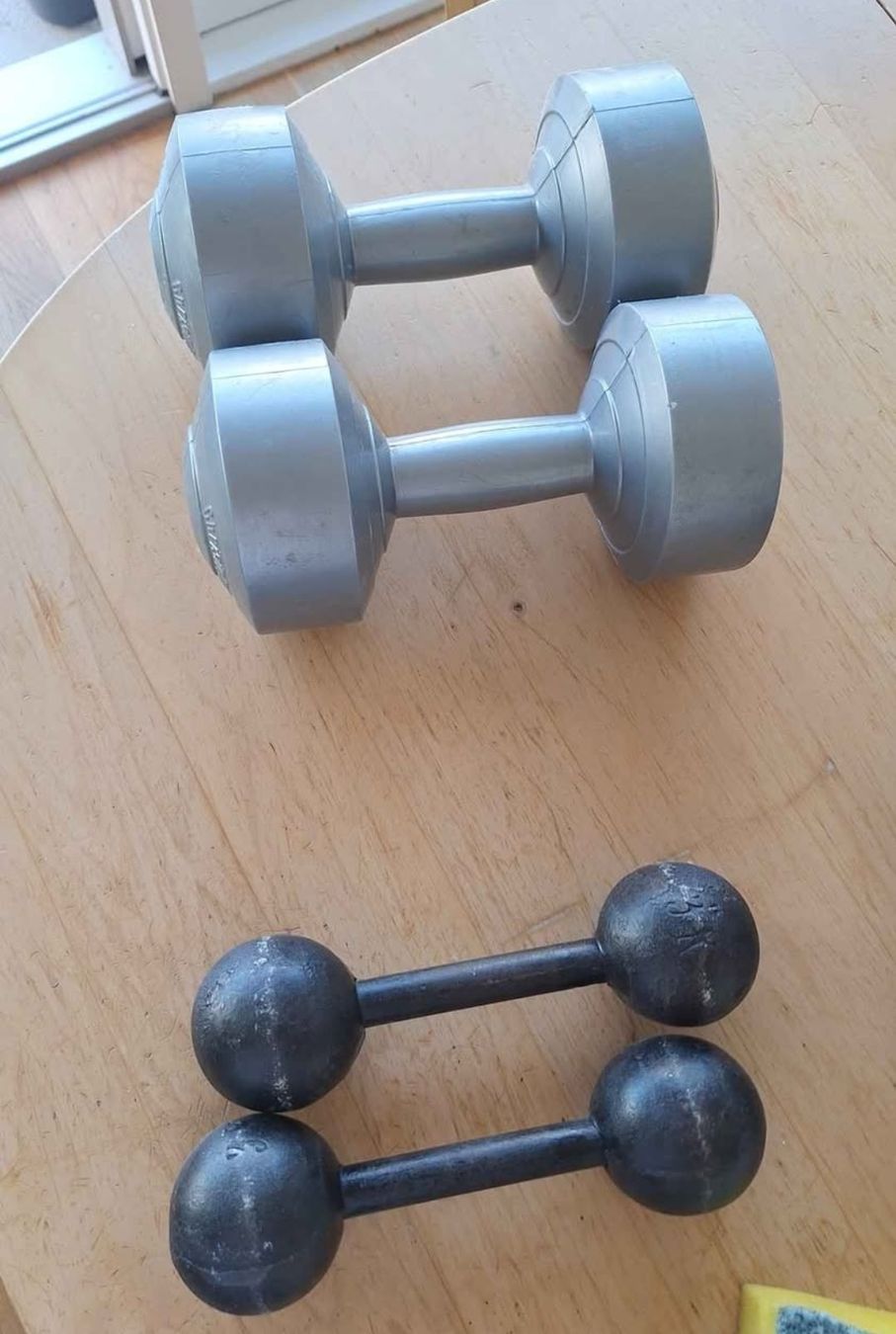 Manubri & Pesi: Haltères ~3kg – Usato da Ecublens VD venduto da jak_rtm9