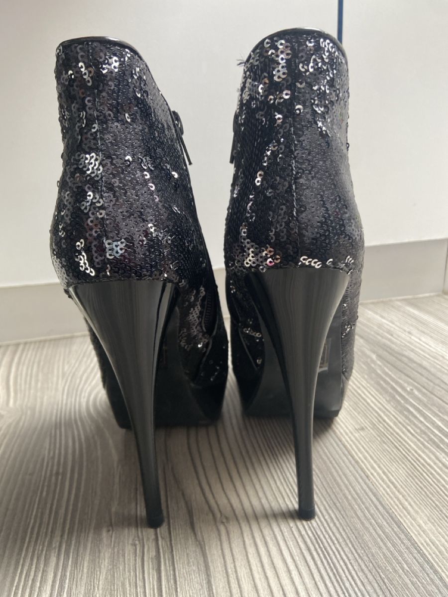 Rainbow Damenschuhe: Stiefelette mit Pailletten – Gebraucht aus Sirnach von SpeedyGT 1