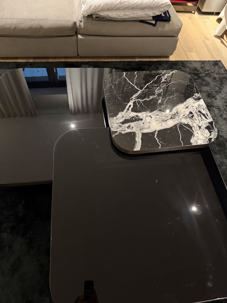 Classicon Tavoli: ClassiCon Bow Coffee Table – Usato da Zumikon venduto da patrick151 3