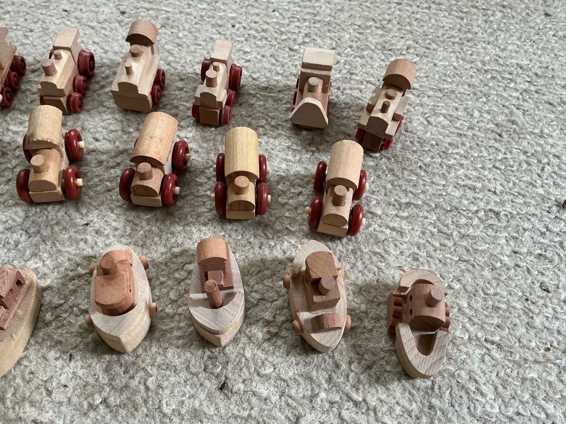 Statuette: Miniaturen- Holz - aus Ü- Eiern – Usato da Jona venduto da Jancy60 3
