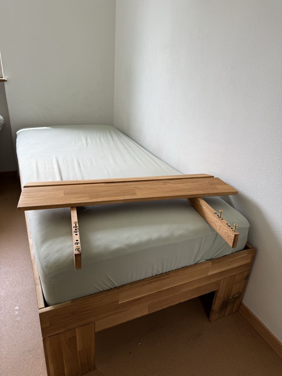 Letti: Massiv Holz Bett 90X200 – Usato da Zürich venduto da lau_8n8v 3