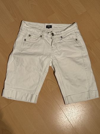 Weisse kurze Damen Jeans Hose, Grösse 38