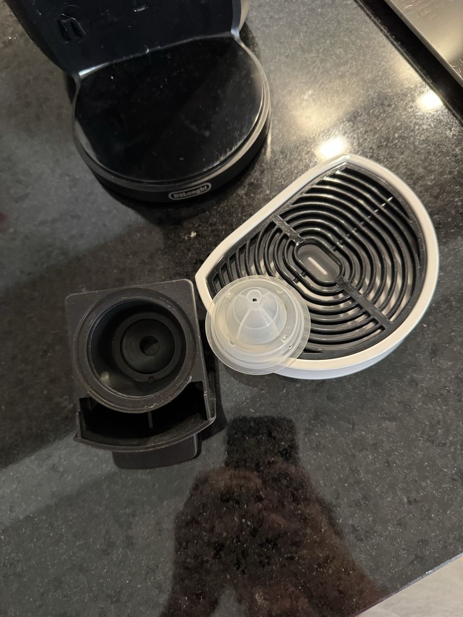Nescafé Macchine per caffè & Macchine per espresso: Nescafé Dolce Gusto Kaffeemaschine – Usato da Dottikon venduto da Angii.Smile 2