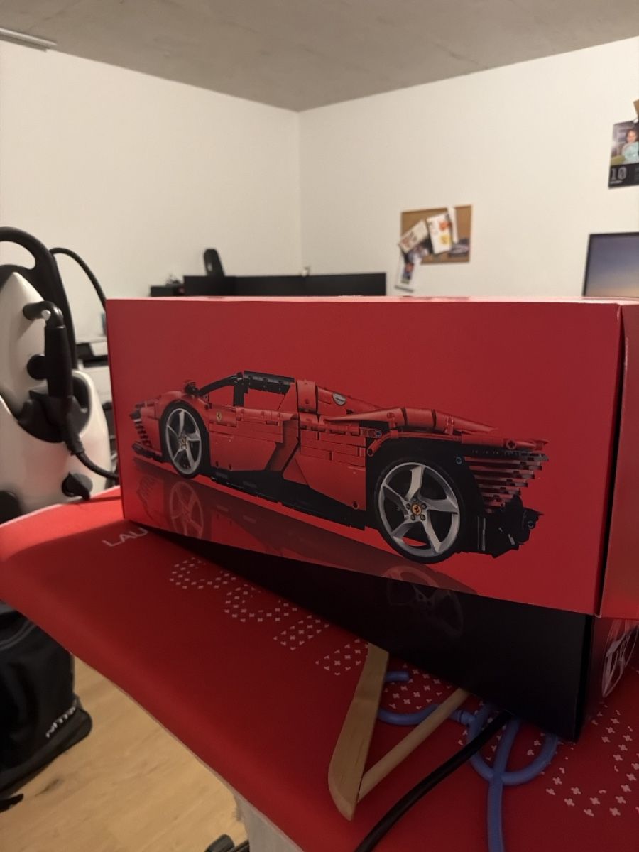 Lego Kit di costruzioni: LEGO Technic Ferrari Daytona SP3 42143 neu – Nuovo e nell'imballaggio originale da Neschwil venduto da mch_kvt2 1